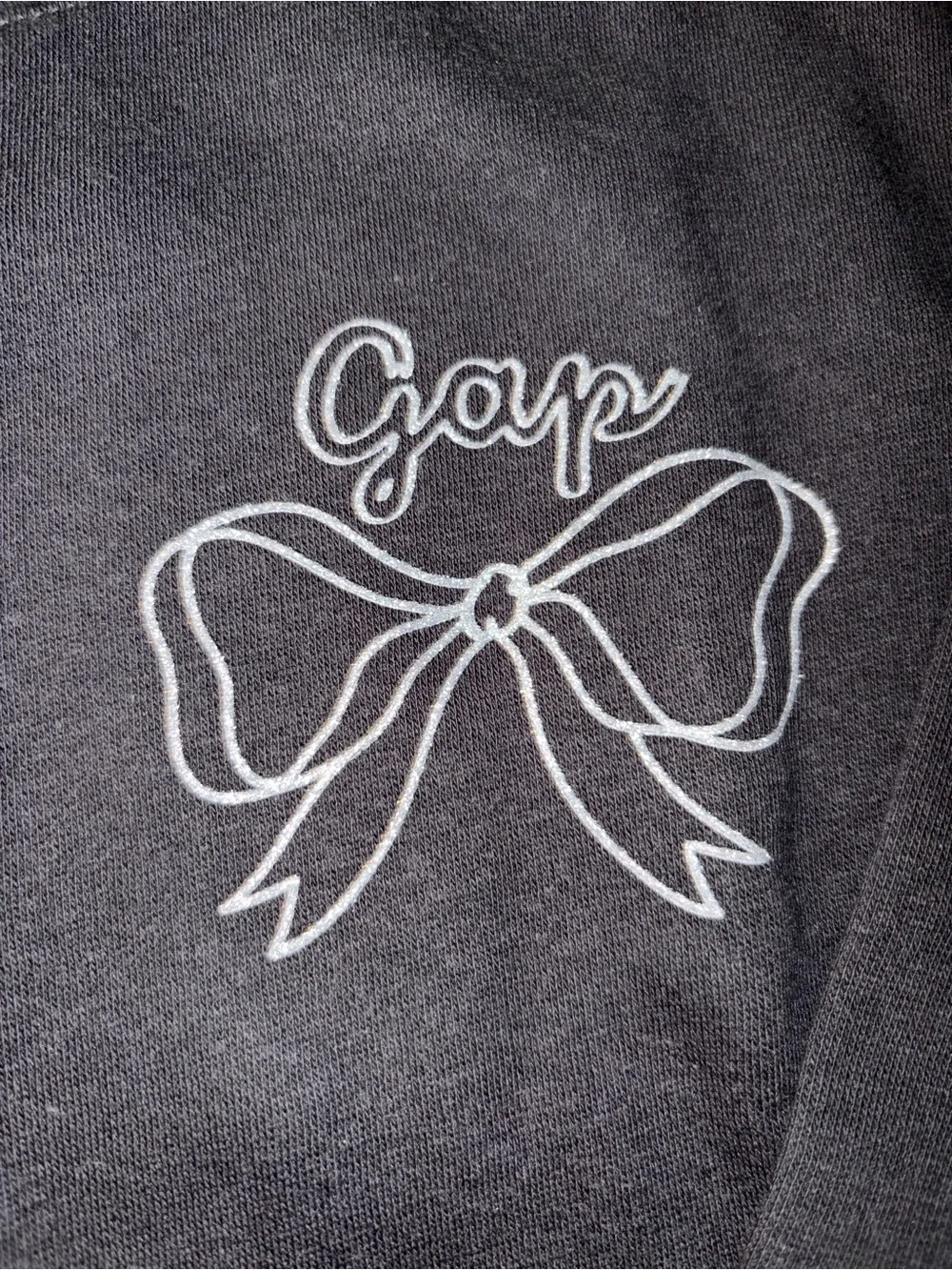 Girls GAP sweatshirt with silver bow design NWT size 10 Large